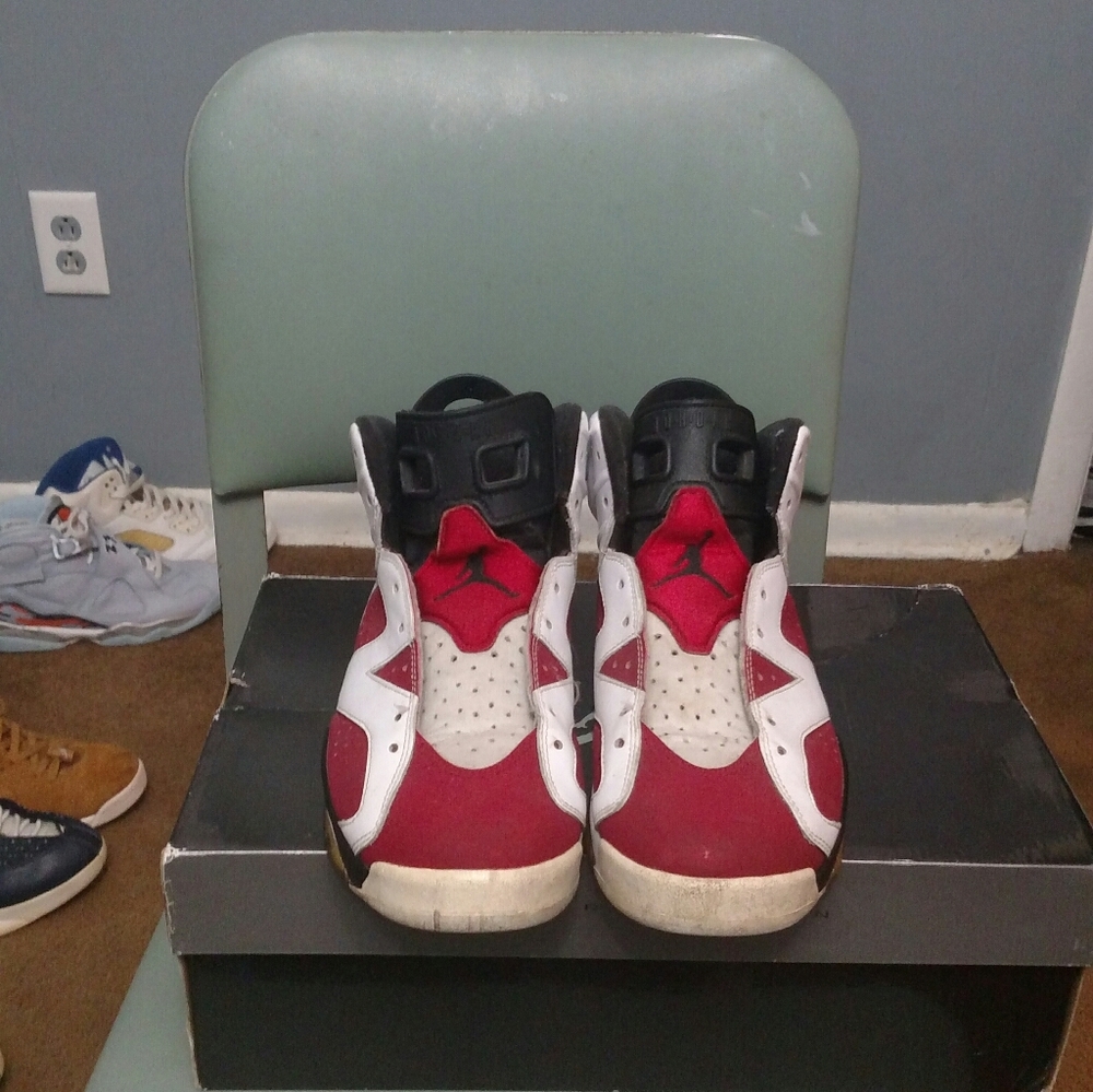 Air Jordan 6 Carmine